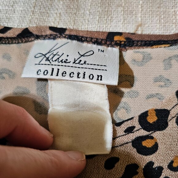 y2k Mobwife McBling Safaricore Indie Sleeze Sporty Cheetah Print Babydoll Tee - Picture 7 of 9